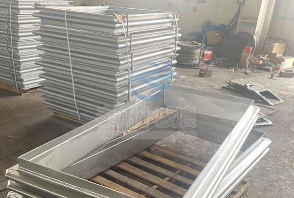 矩形金属补偿器