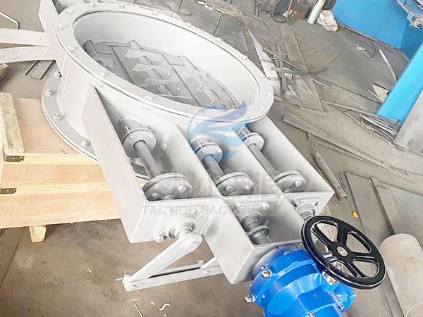 脱硫挡板门在吊装及运输时的注意事项